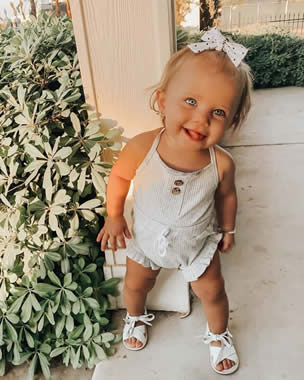 Pin by quenna pham on Baby fever | Cute baby clothes, Cute baby photos, Cute  baby girl outfits